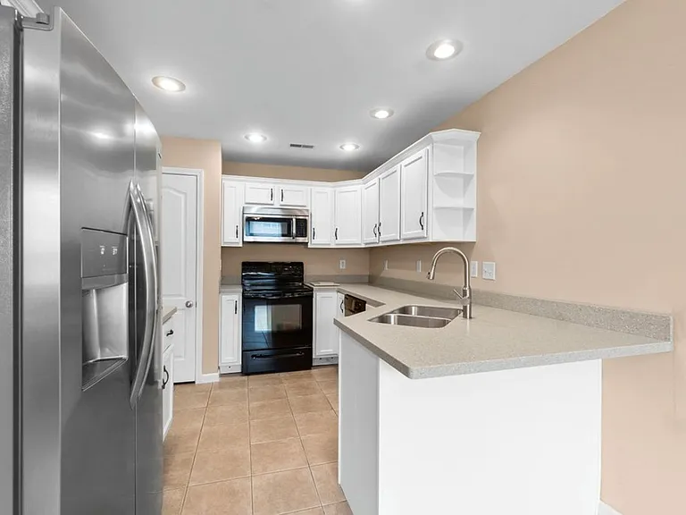 2862 Larkspur Ct — Photo 8