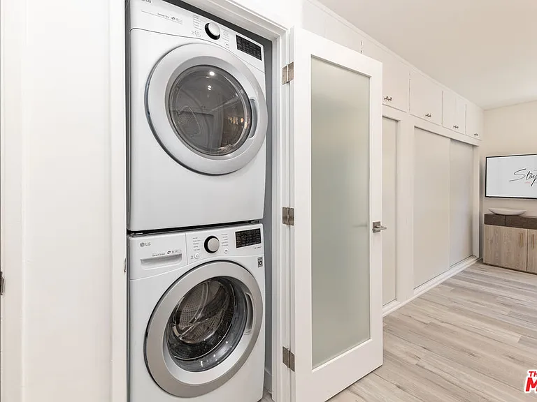8911 Cynthia St #7 — Photo 12