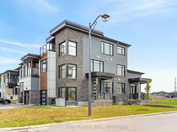 4802 Abbott St E, Ottawa, ON K2V 0L4