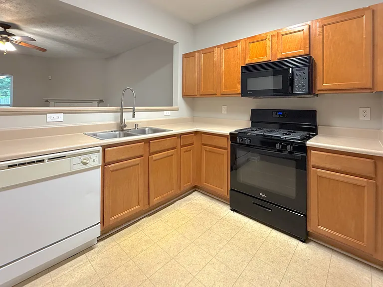 3845 Grovemont Pl — Photo 7