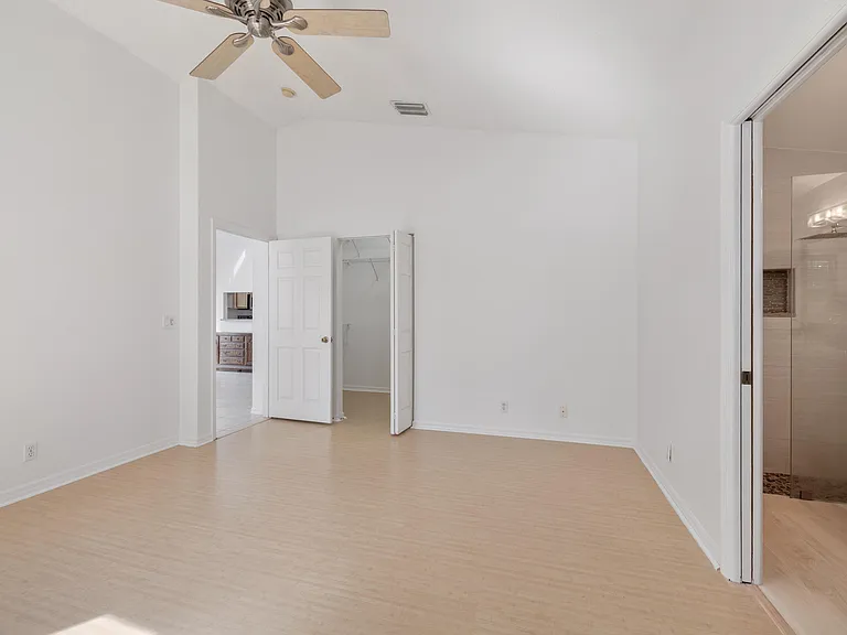 3800 Woodfield Dr — Photo 19