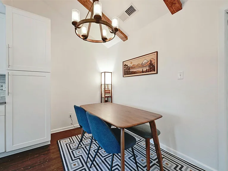 607 Old Stone Rd — Photo 13
