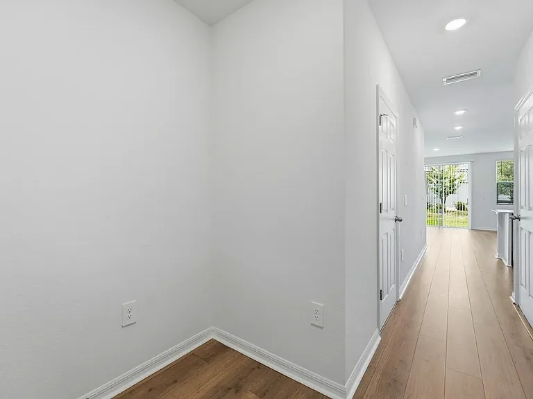 16326 Bird Of Paradise Ave — Photo 6