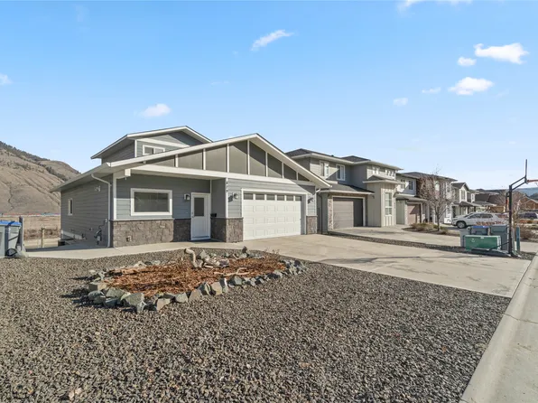 829 Woodrush Dr, Kamloops, BC V2B 0E3