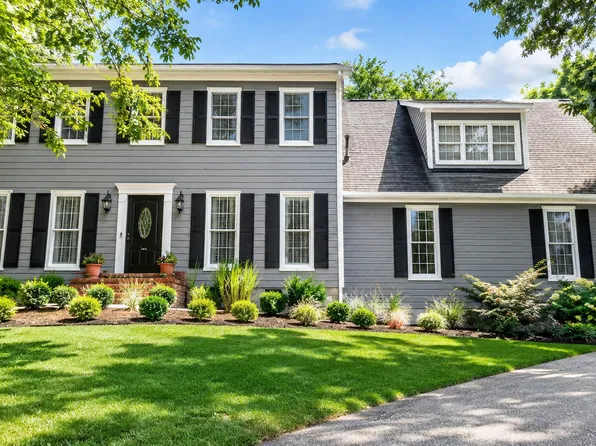 206 Comstock Ct, Lawrenceville, GA 30044