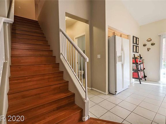 4th image of 959 Clear Diamond Ave