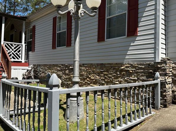 7384 Dollar Rd, Trussville, AL 35173