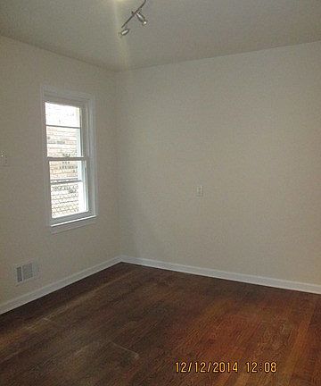 5th image of 6811 W Montrose Ave