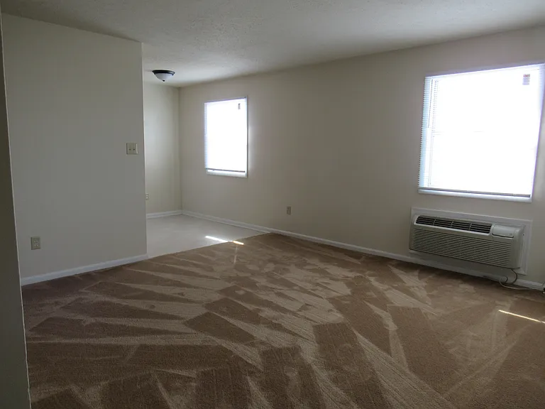 1418 Sunshine Dr — Photo 8