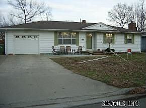 2nd image of 1008 Meadow Dr