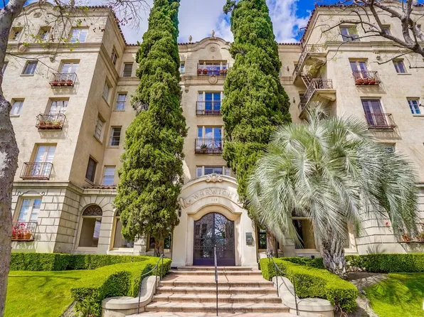 109 N Sycamore Ave APT 503, Los Angeles, CA 90036