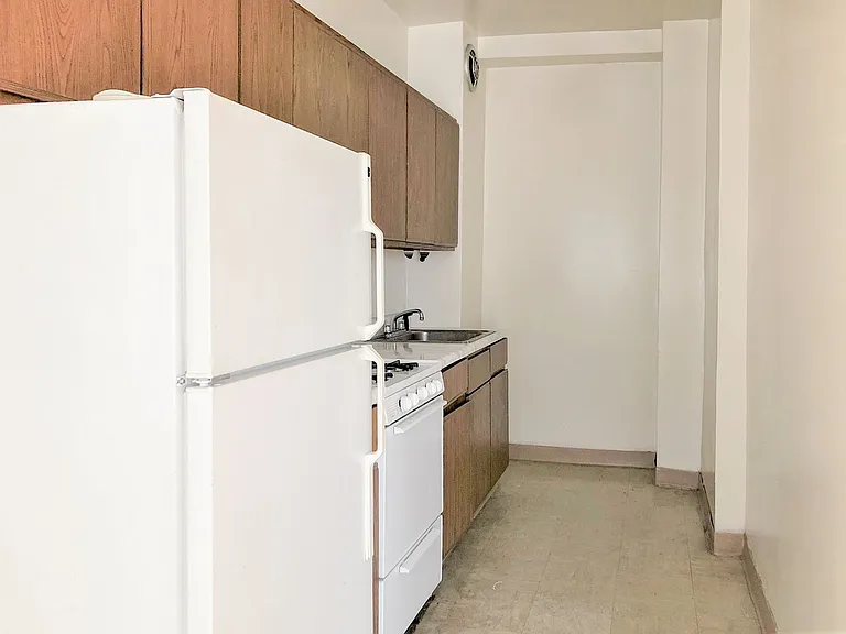 540 W. Briar — Photo 25
