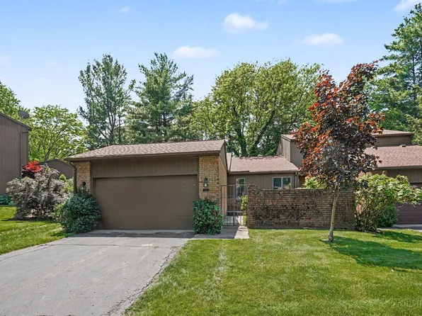 106 Merriweather Ln, Kalamazoo, MI 49006
