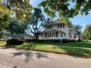 502 West St, Reinbeck, IA 50669