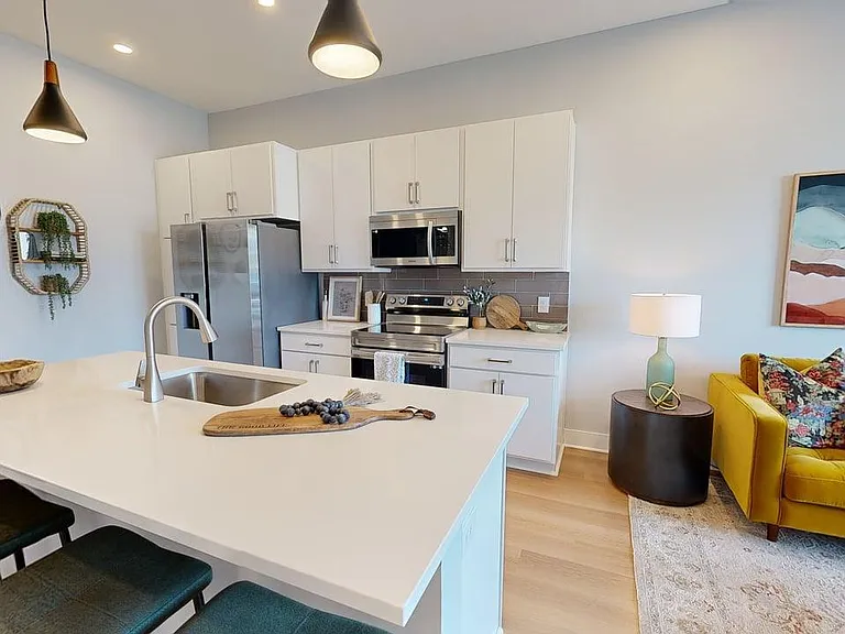 1B-Quarry-Trails-Kitchen Into Living Room 1B-Quarry-Trails-Kitchen Into Living Room