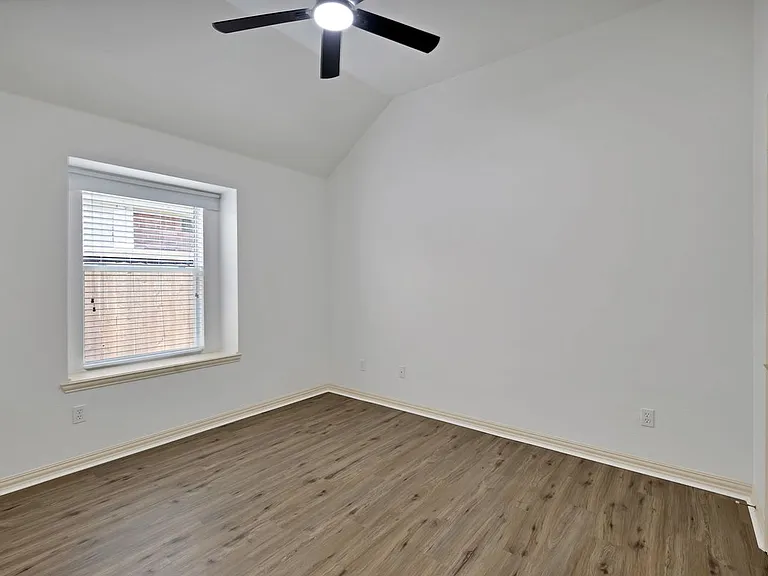 5516 Broken Bend Dr — Photo 21