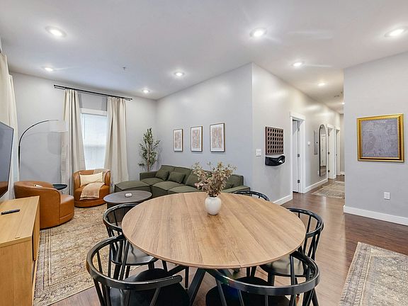 4th image of 39 Gilman St #1