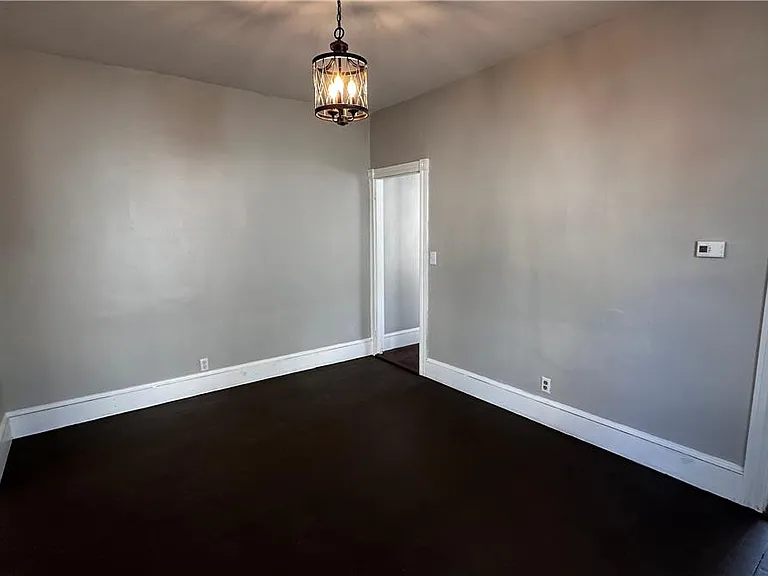 21 Davey Ave — Photo 16