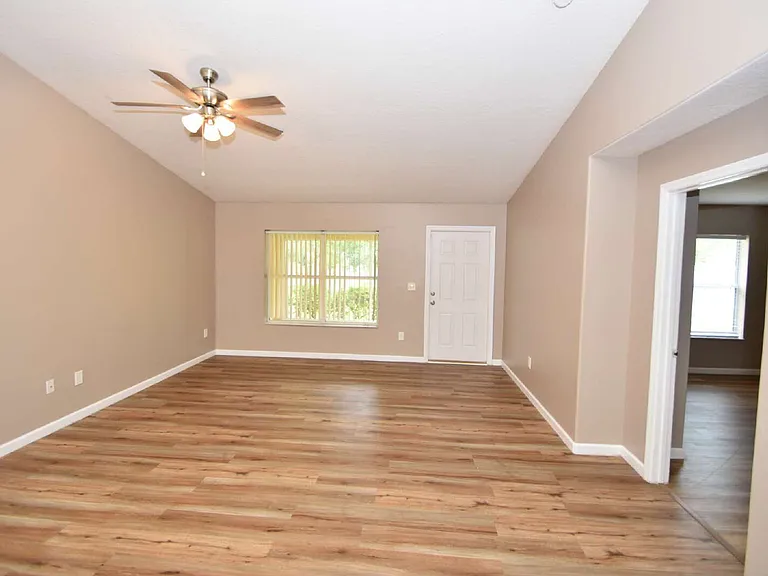 7 Ryarbor Dr #B — Photo 15