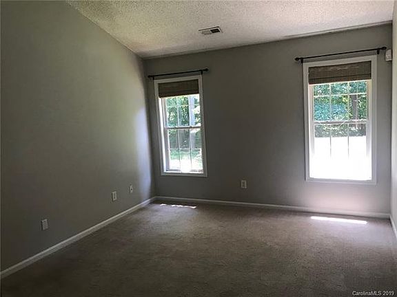 5th image of 4292 Timberwood Dr