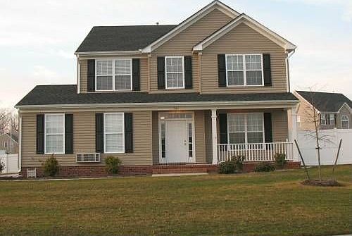 1st image of 981 Avery Way