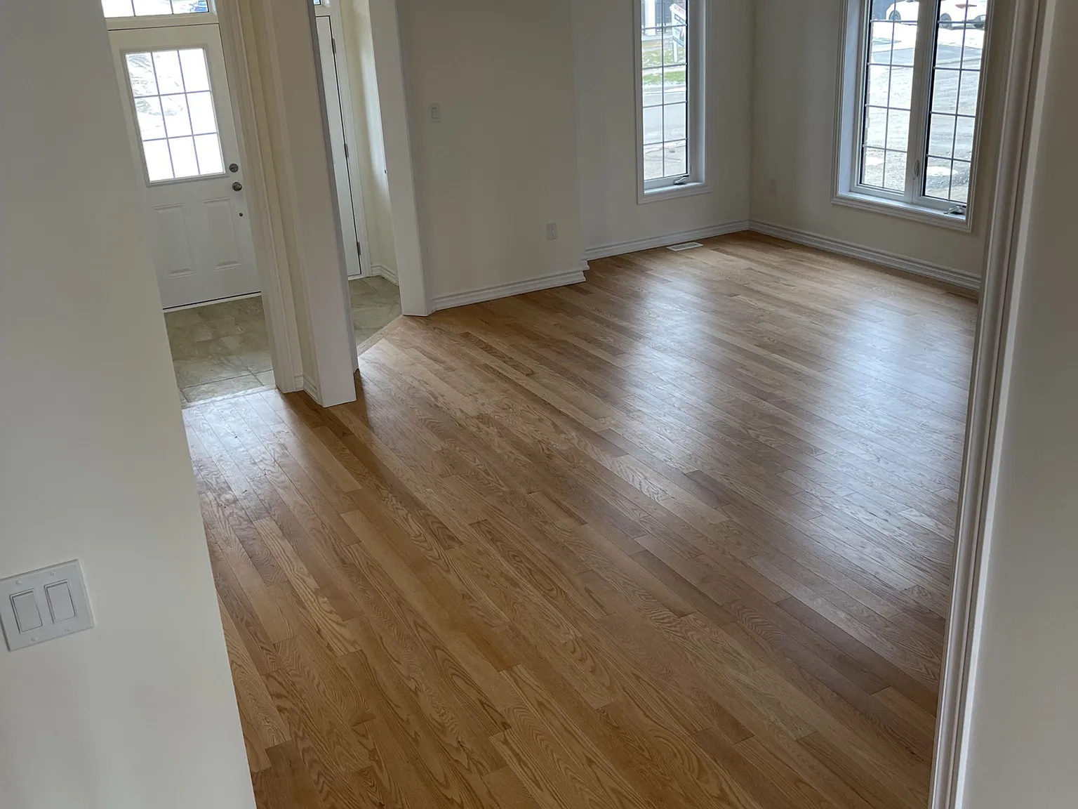 4 bed, $3,749 — Photo 4