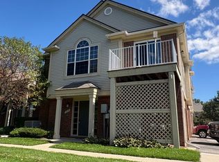 1859 Flagstone Cir, Rochester, MI 48307