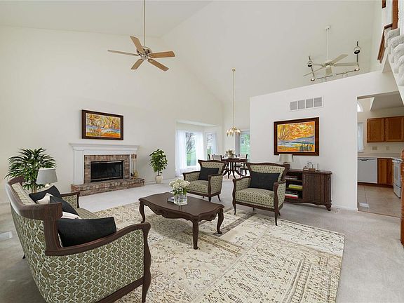 4th image of 16700 Stone Creek Ct
