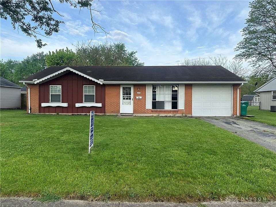1st image of 405 E Carpenter Dr