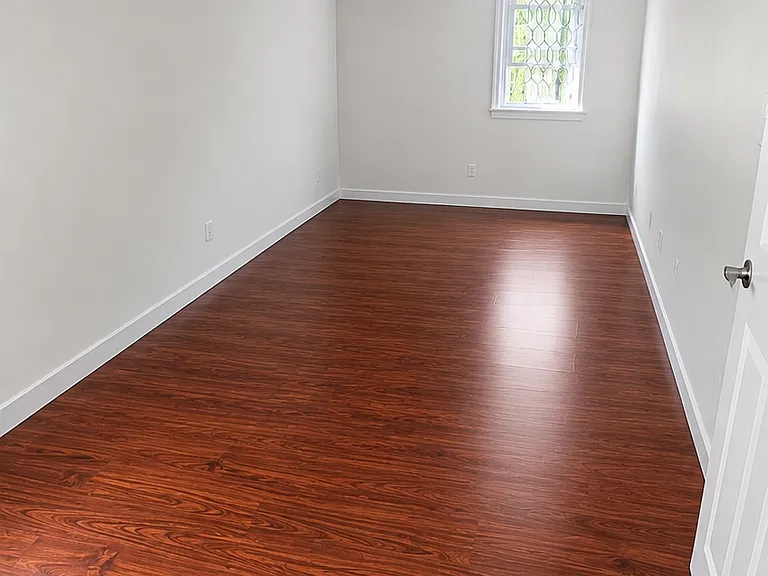 74 Liberty Ave — Photo 4