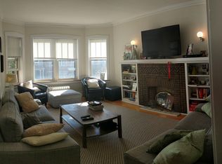 824 W Wrightwood Ave APT 1, Chicago, IL 60614
