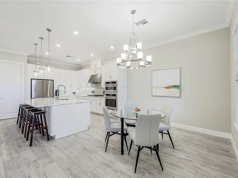 11919 Noveli Ct — Photo 6