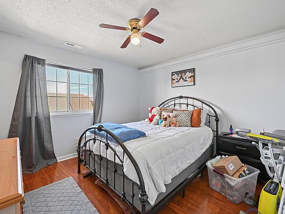 4th image of 10260 Crossbow Ct APT 10