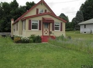 31 Knickerbocker St, Ballston Spa, NY 12020