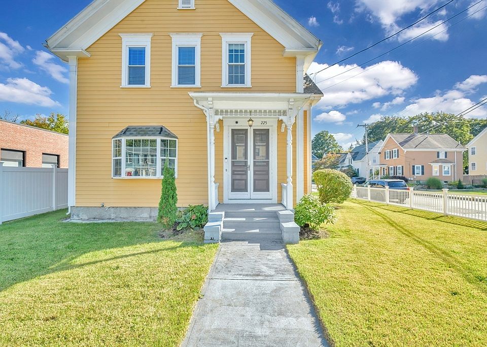1st image of 225 Main St