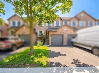 2935 Headon Forest Dr #17, Burlington, ON L7M 3Z7