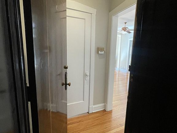 5th image of 1041 Pleasant St #1C