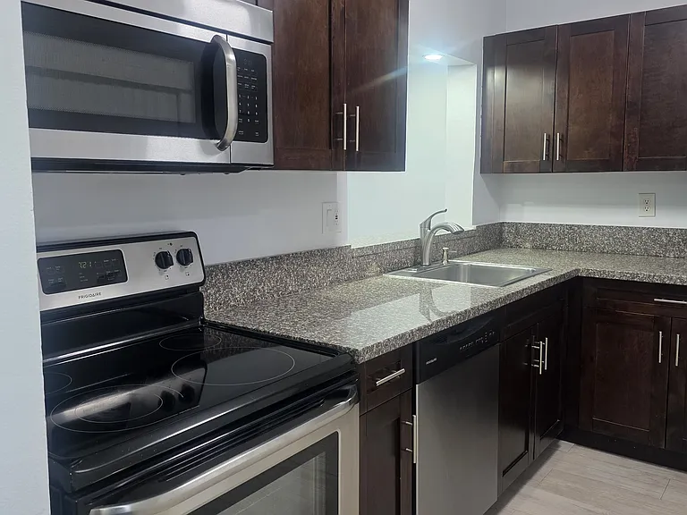 8400 SW 133rd Avenue Rd #22 — Photo 2