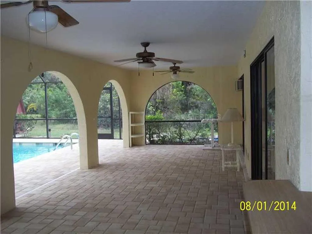 23209 Blackwell Ave — Photo 3
