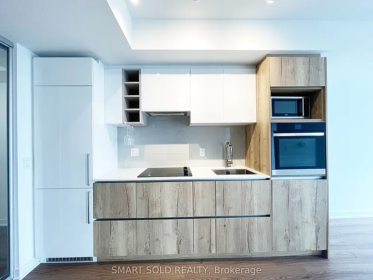 319 Jarvis St #4707 — Photo 2