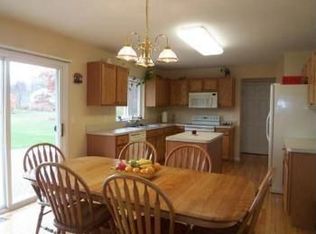 3191 Greenwich Ct, Canton, MI 48188