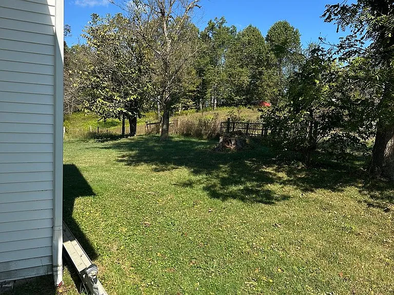 19427 Saturn Dr — Photo 29