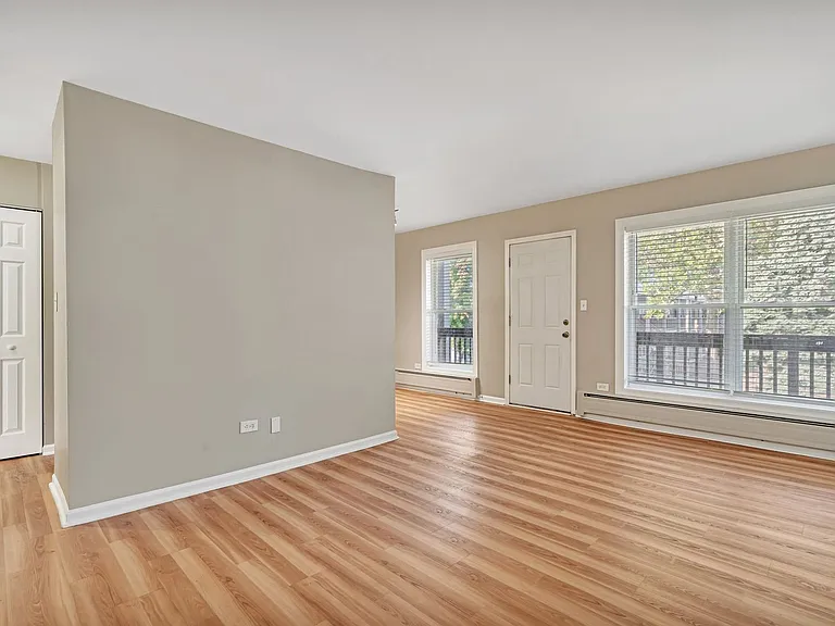 Parkside Apartments — Photo 12