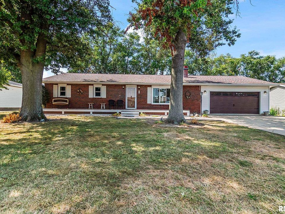 1st image of 72 Michele Dr