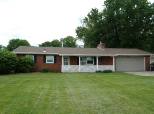 1702 E Kammerer Rd, Kendallville, IN 46755