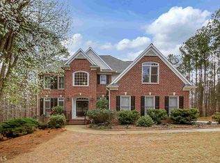 490 Stonehaven Dr, Fayetteville, GA 30215