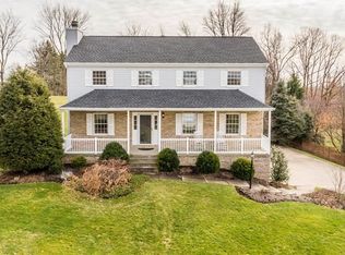304 Grail Hill Ct, Oakdale, PA 15071
