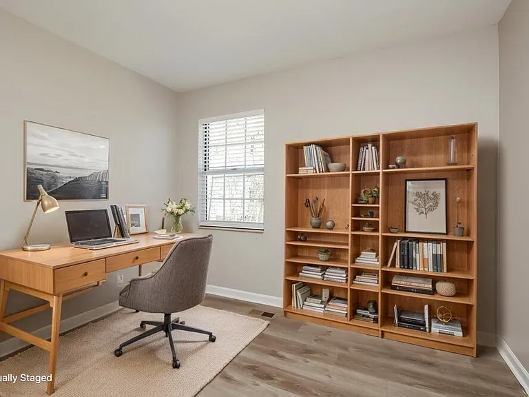 812 Dresden Ct — Photo 15