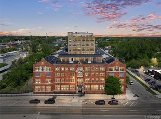6533 E Jefferson Ave APT 312, Detroit, MI 48207