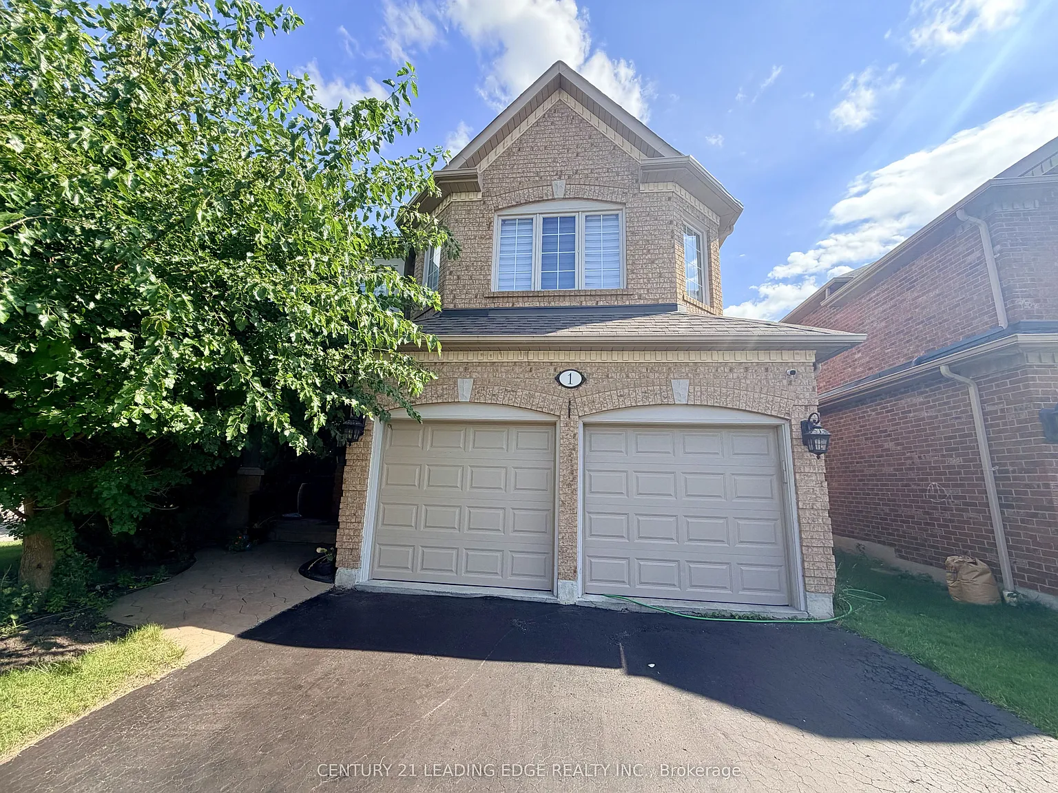 5 bed, $3,900 — Photo 2